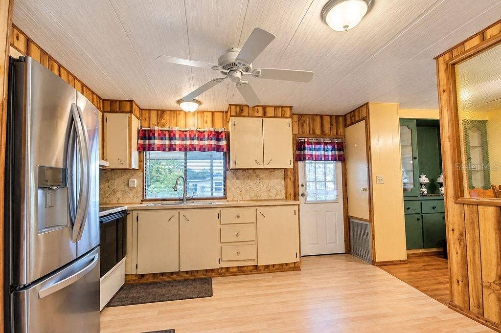 8962 JERICHO COURT, Polk City, FL 33868 8962 JERICHO COURT, Polk City, FL 33868