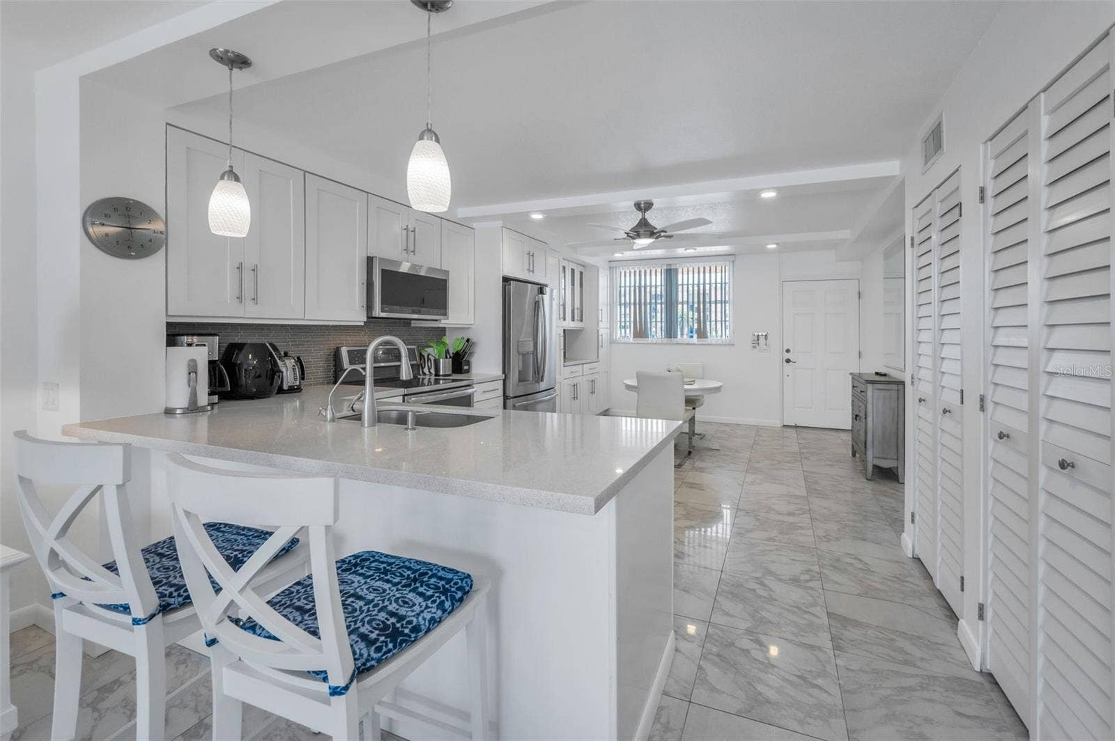 19701 GULF BOULEVARD, #323, Indian Shores, FL 33785 19701 GULF BOULEVARD, #323, Indian Shores, FL 33785