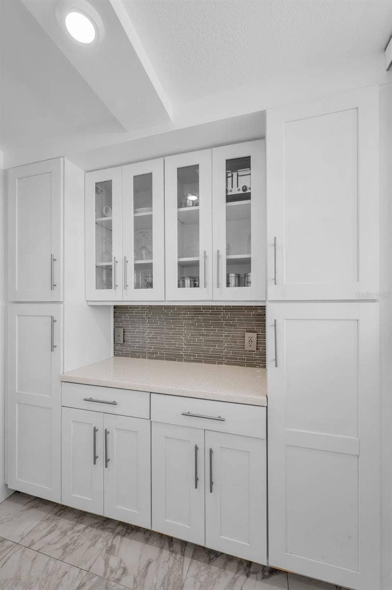 19701 GULF BOULEVARD, #323, Indian Shores, FL 33785 19701 GULF BOULEVARD, #323, Indian Shores, FL 33785