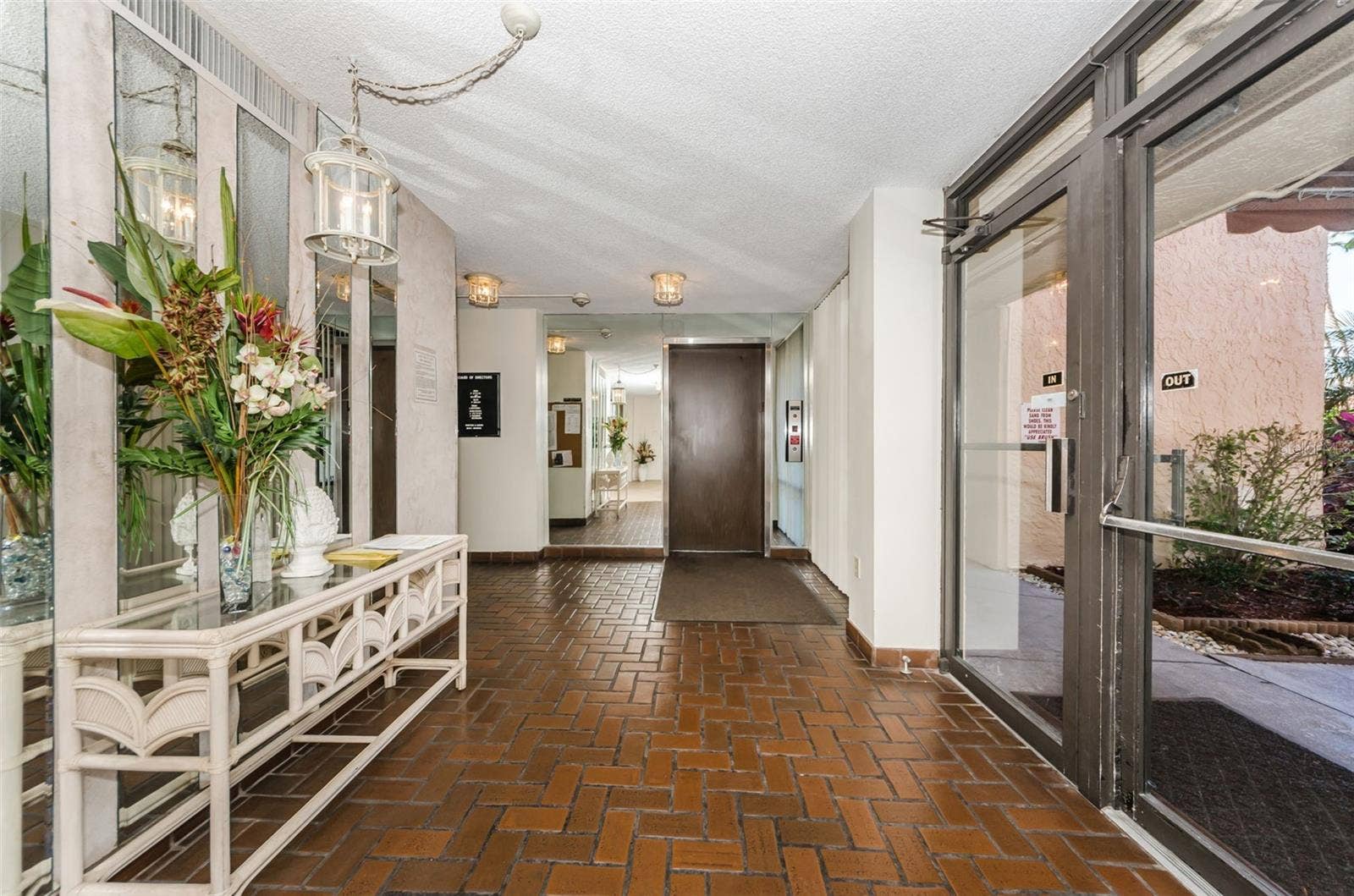 19701 GULF BOULEVARD, #323, Indian Shores, FL 33785 19701 GULF BOULEVARD, #323, Indian Shores, FL 33785