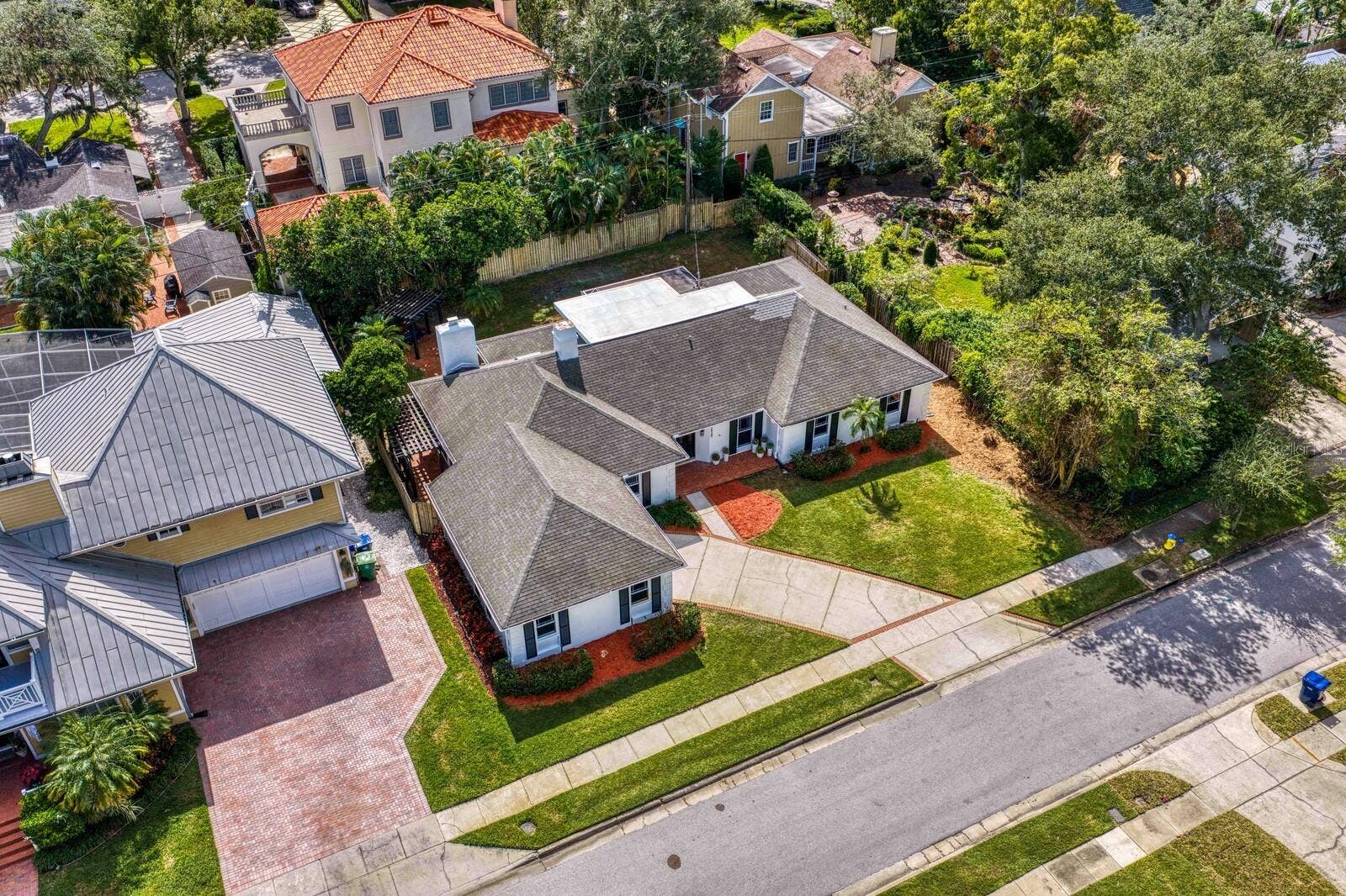 2930 W BAYSHORE COURT, Tampa, FL 33611 90 wide, 110 depth