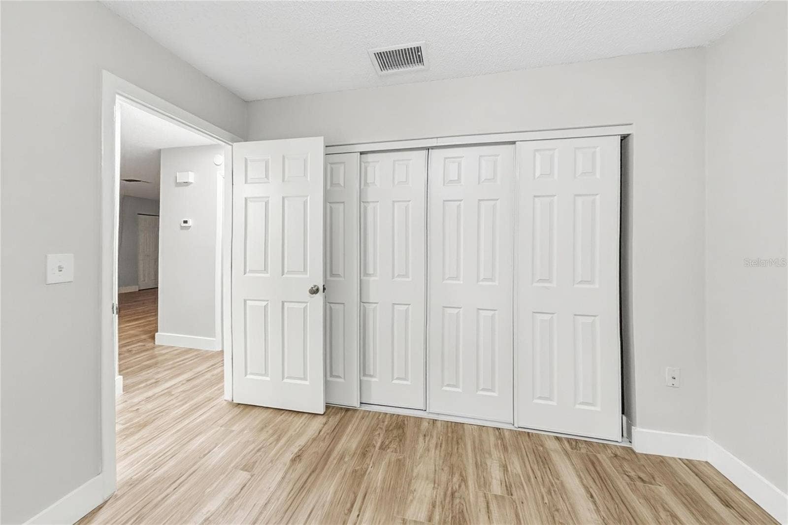 5051 BROOKSIDE LANE, New Port Richey, FL 34653 5051 BROOKSIDE LANE, New Port Richey, FL 34653