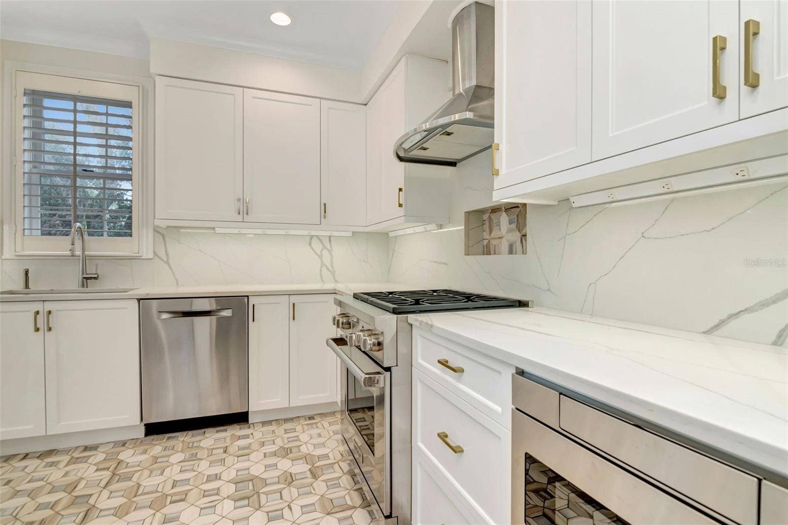 6212 BAYSHORE BOULEVARD, #G, Tampa, FL 33611 6212 BAYSHORE BOULEVARD, #G, Tampa, FL 33611
