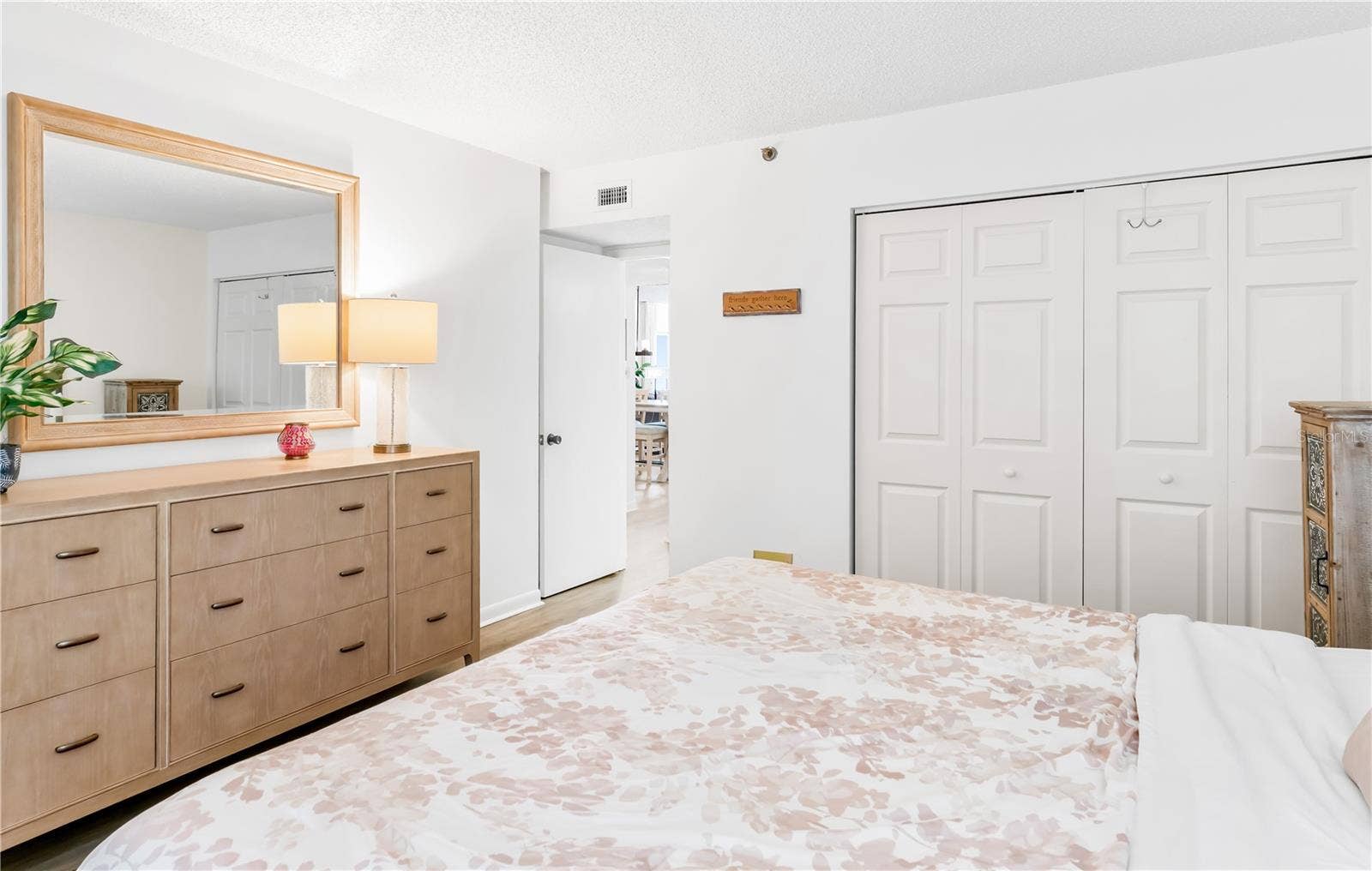 20040 GULF BOULEVARD, #501, Indian Shores, FL 33785 20040 GULF BOULEVARD, #501, Indian Shores, FL 33785
