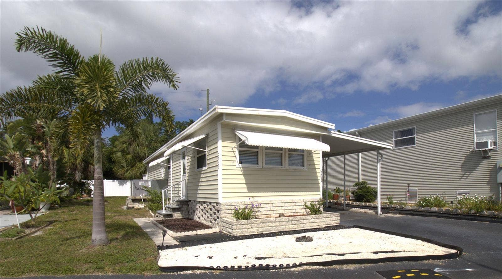 503 MOUNT PINEY AVENUE NE, #686, St Petersburg, FL 33702