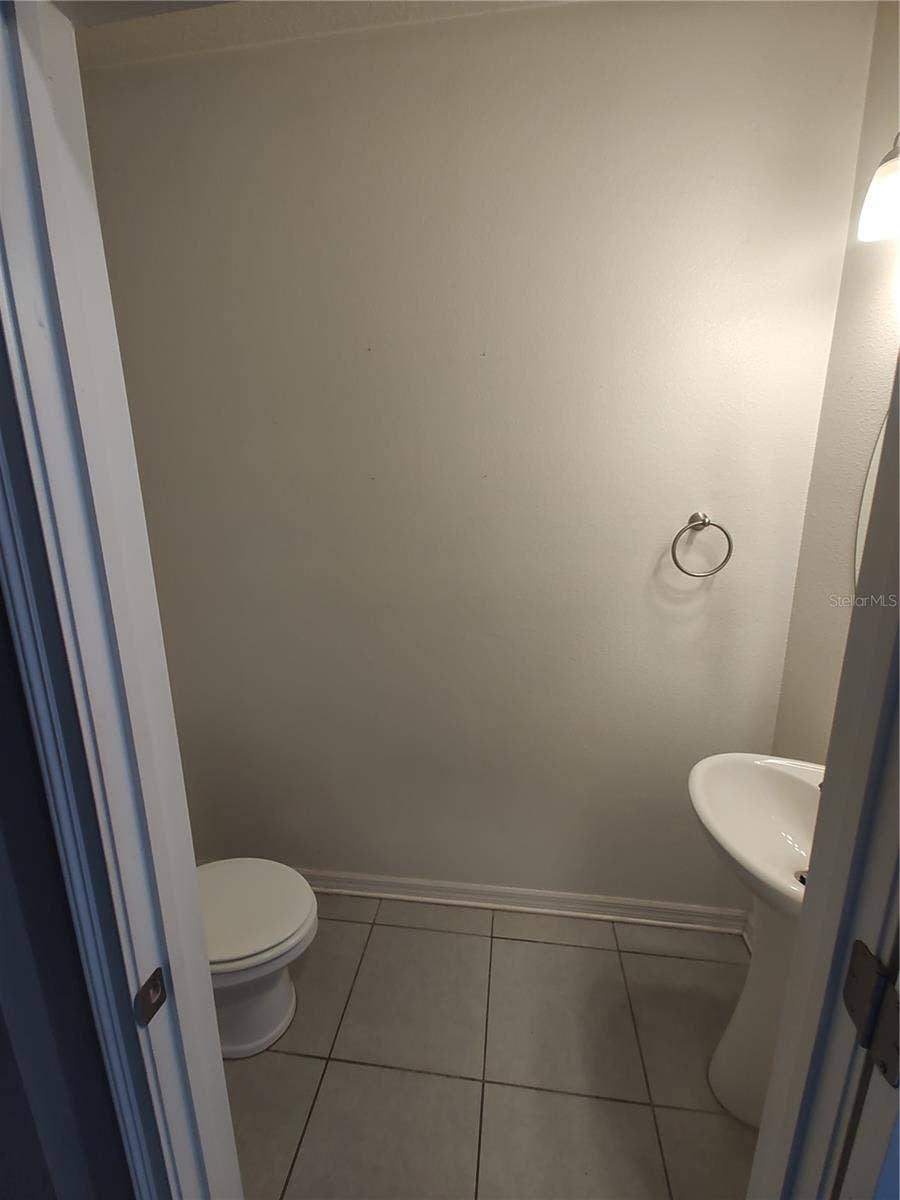 1103 HILLHURST DRIVE, Wesley Chapel, FL 33543 1103 HILLHURST DRIVE, Wesley Chapel, FL 33543