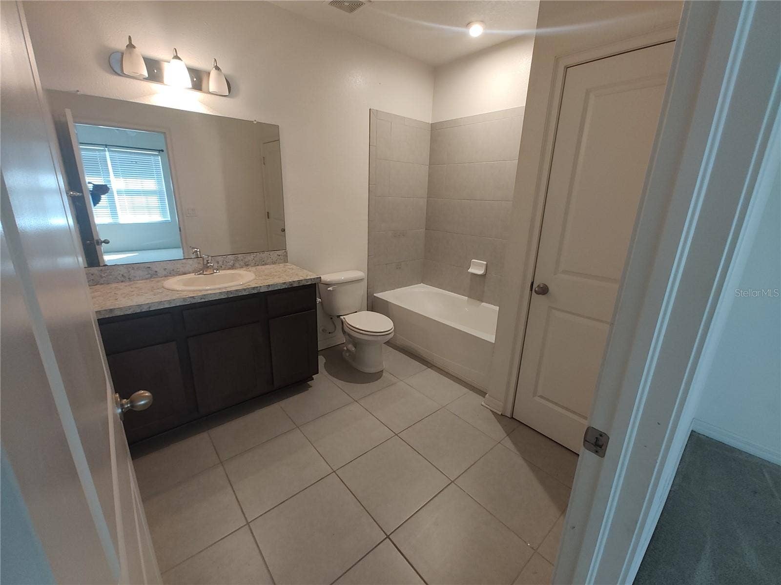 1103 HILLHURST DRIVE, Wesley Chapel, FL 33543 1103 HILLHURST DRIVE, Wesley Chapel, FL 33543