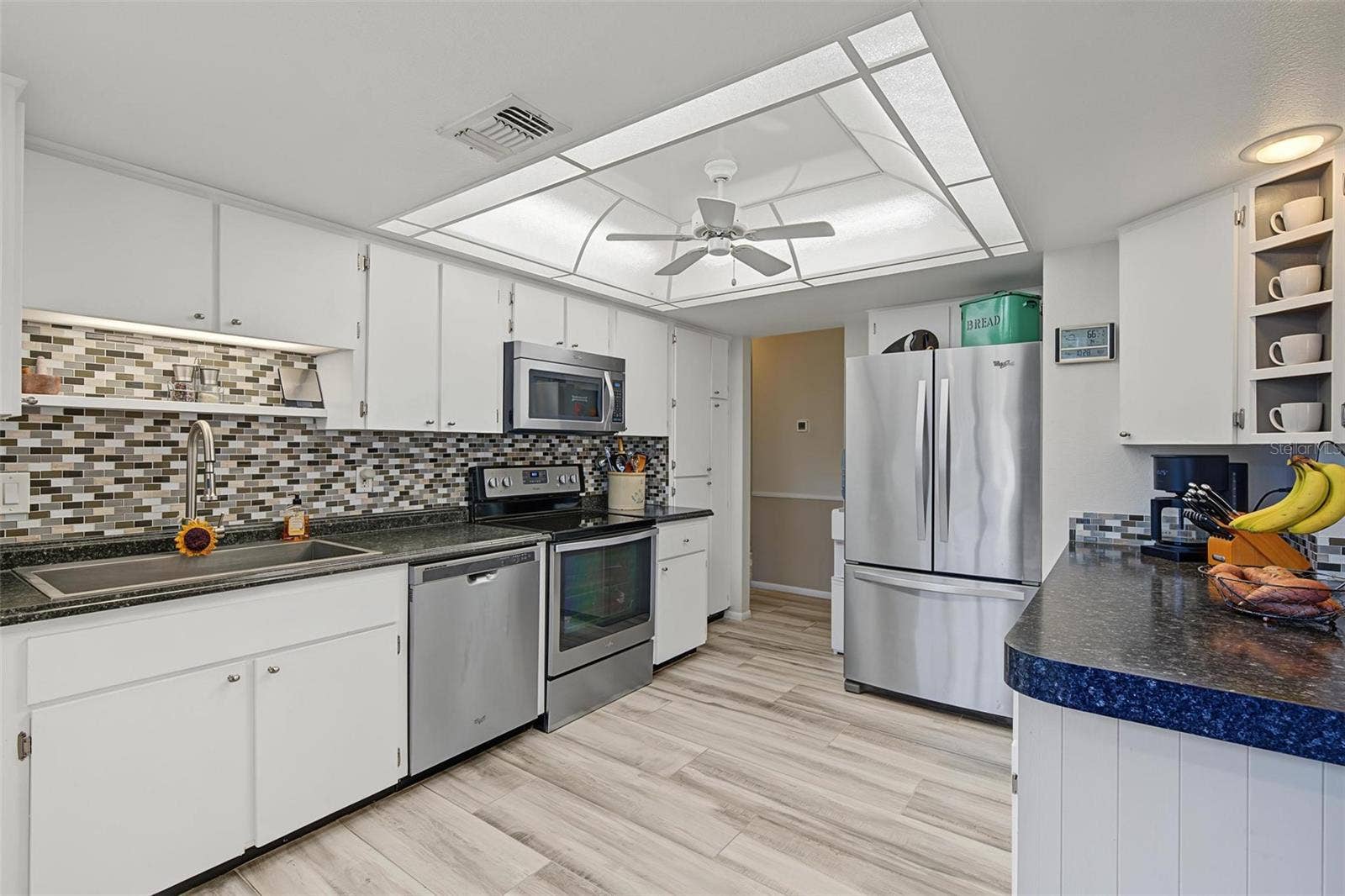 2437 FIELDCREST COURT, Holiday, FL 34691