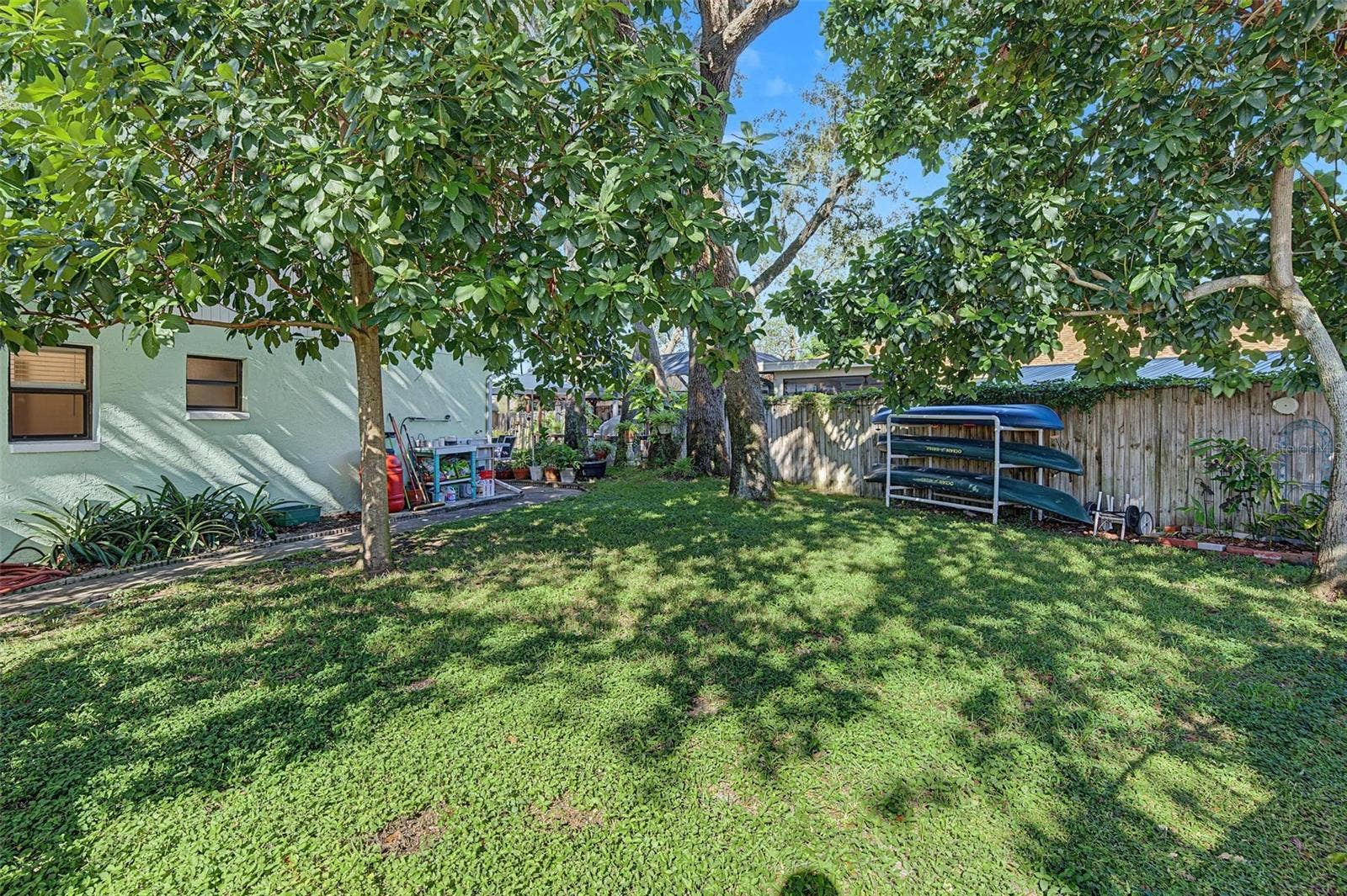 2437 FIELDCREST COURT, Holiday, FL 34691
