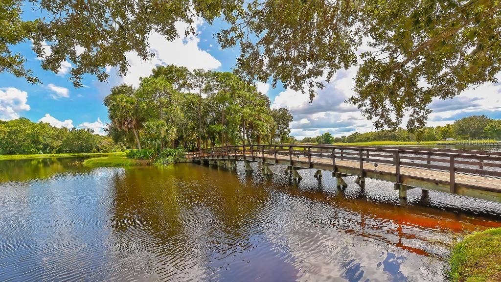 7130 KENSINGTON COURT, University Park, FL 34201