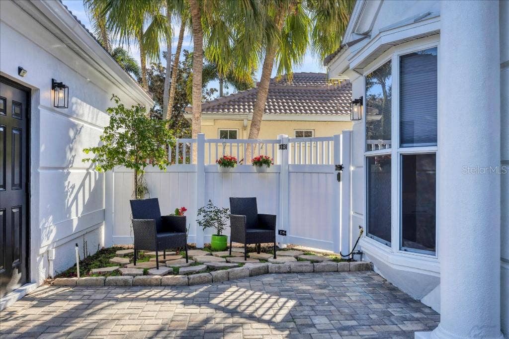 7130 KENSINGTON COURT, University Park, FL 34201
