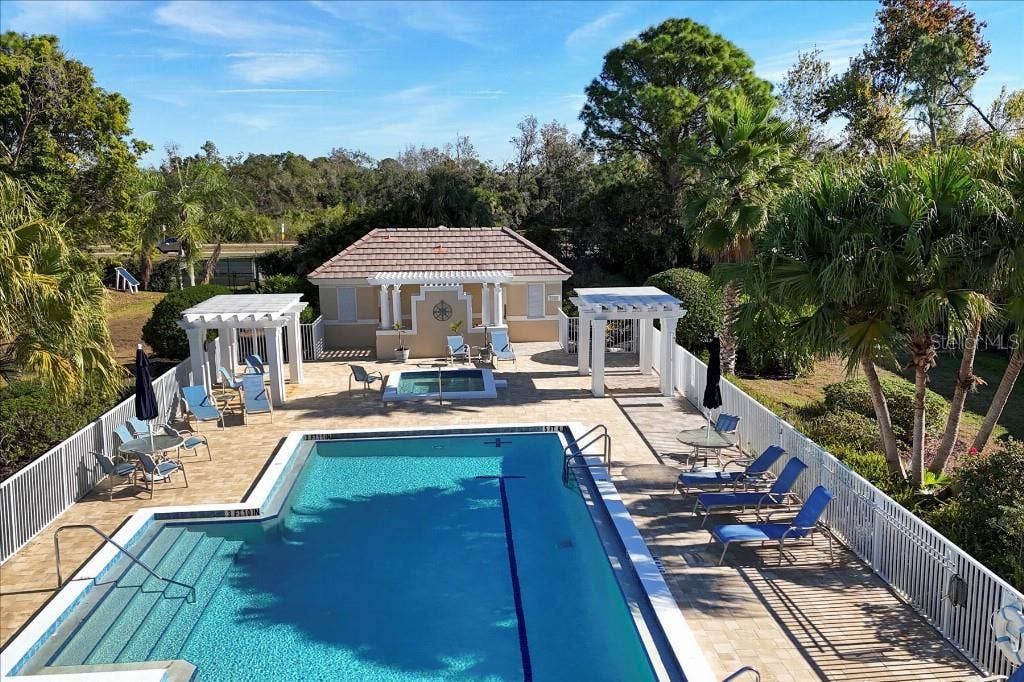 7130 KENSINGTON COURT, University Park, FL 34201