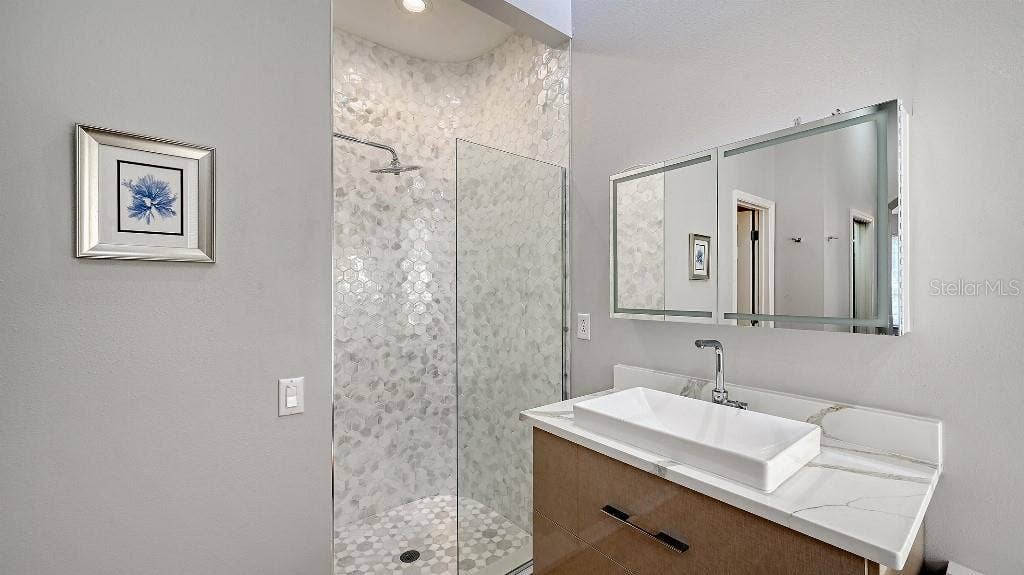 7130 KENSINGTON COURT, University Park, FL 34201