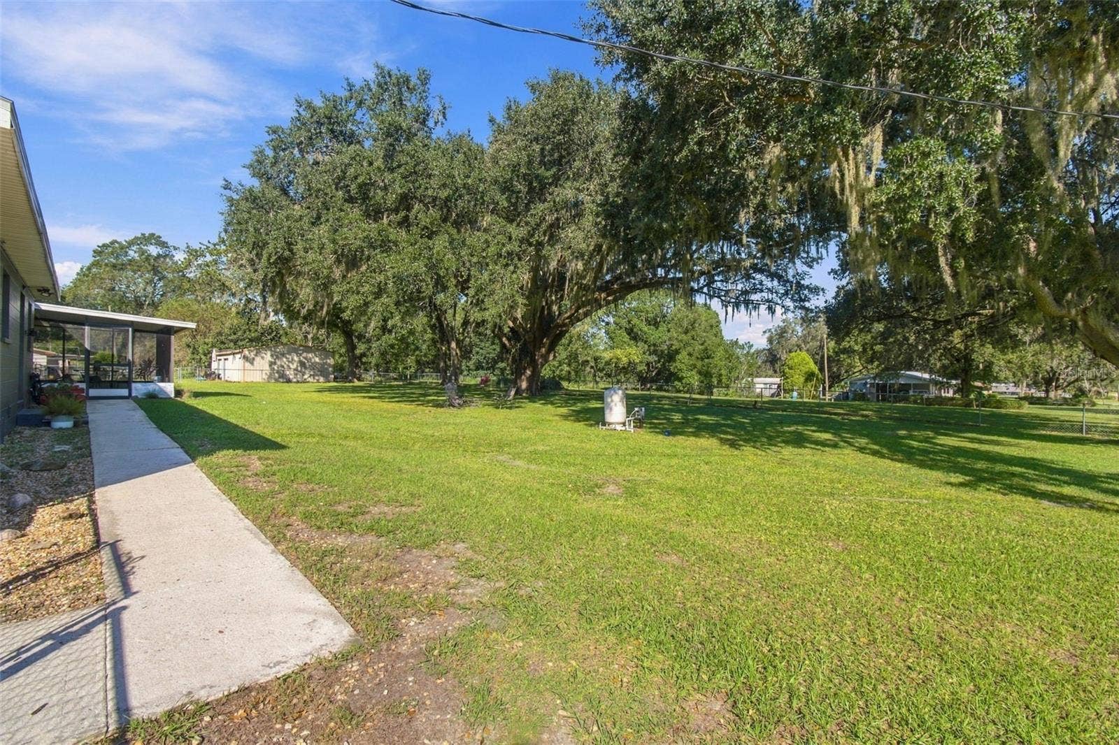 605 W DEES ROAD, Lakeland, FL 33809 605 W DEES ROAD, Lakeland, FL 33809
