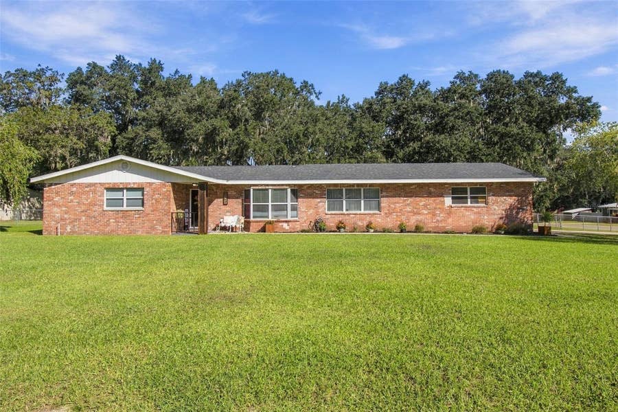 Property photo for 605 W DEES ROAD, Lakeland, FL