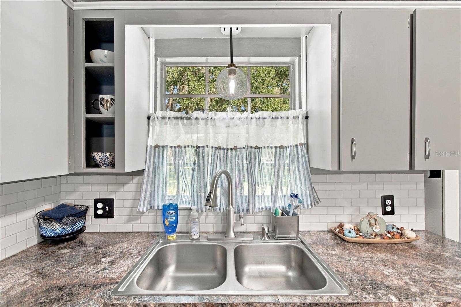 605 W DEES ROAD, Lakeland, FL 33809 605 W DEES ROAD, Lakeland, FL 33809