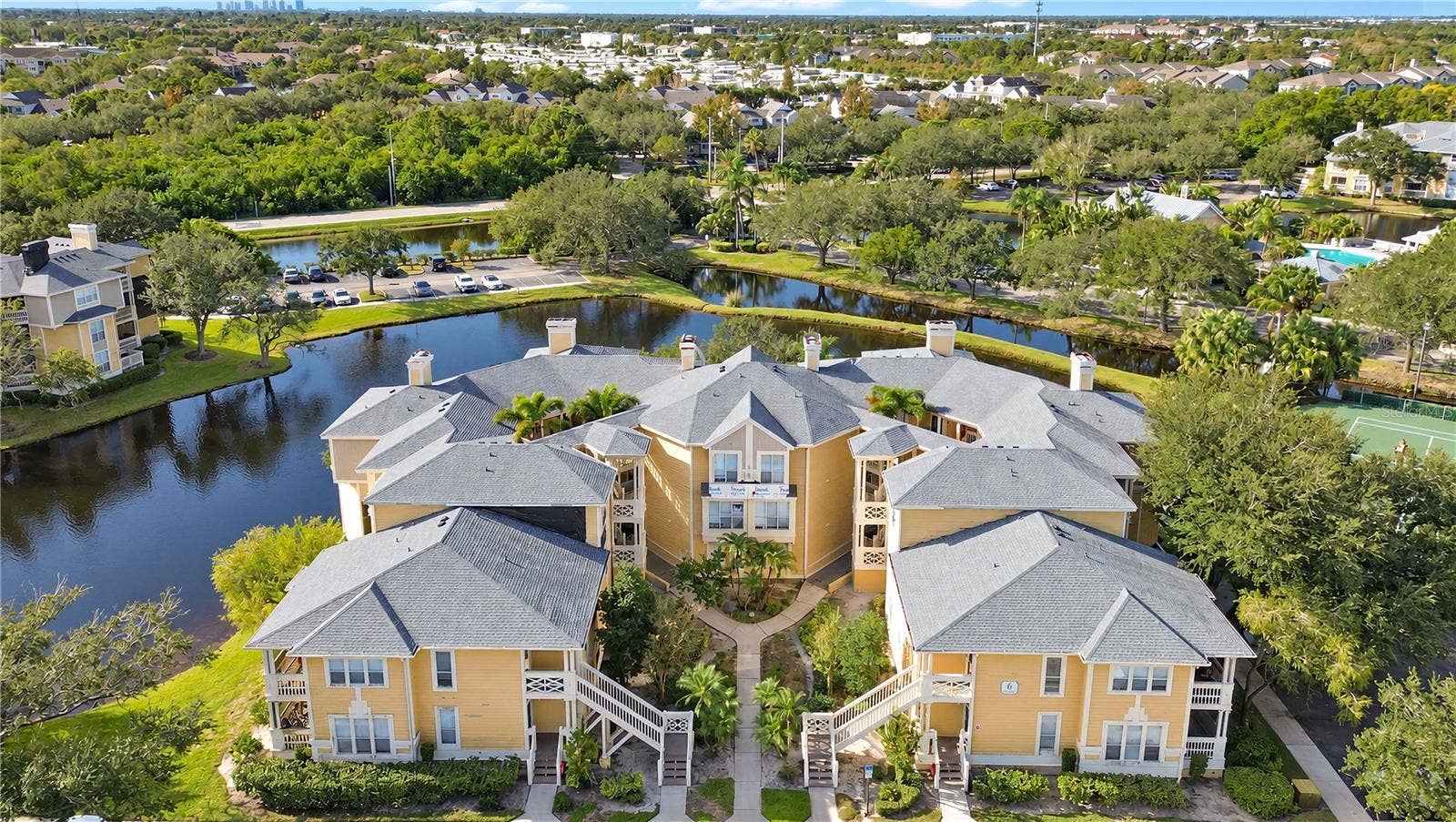 115 112TH AVENUE NE, #617, St Petersburg, FL 33716