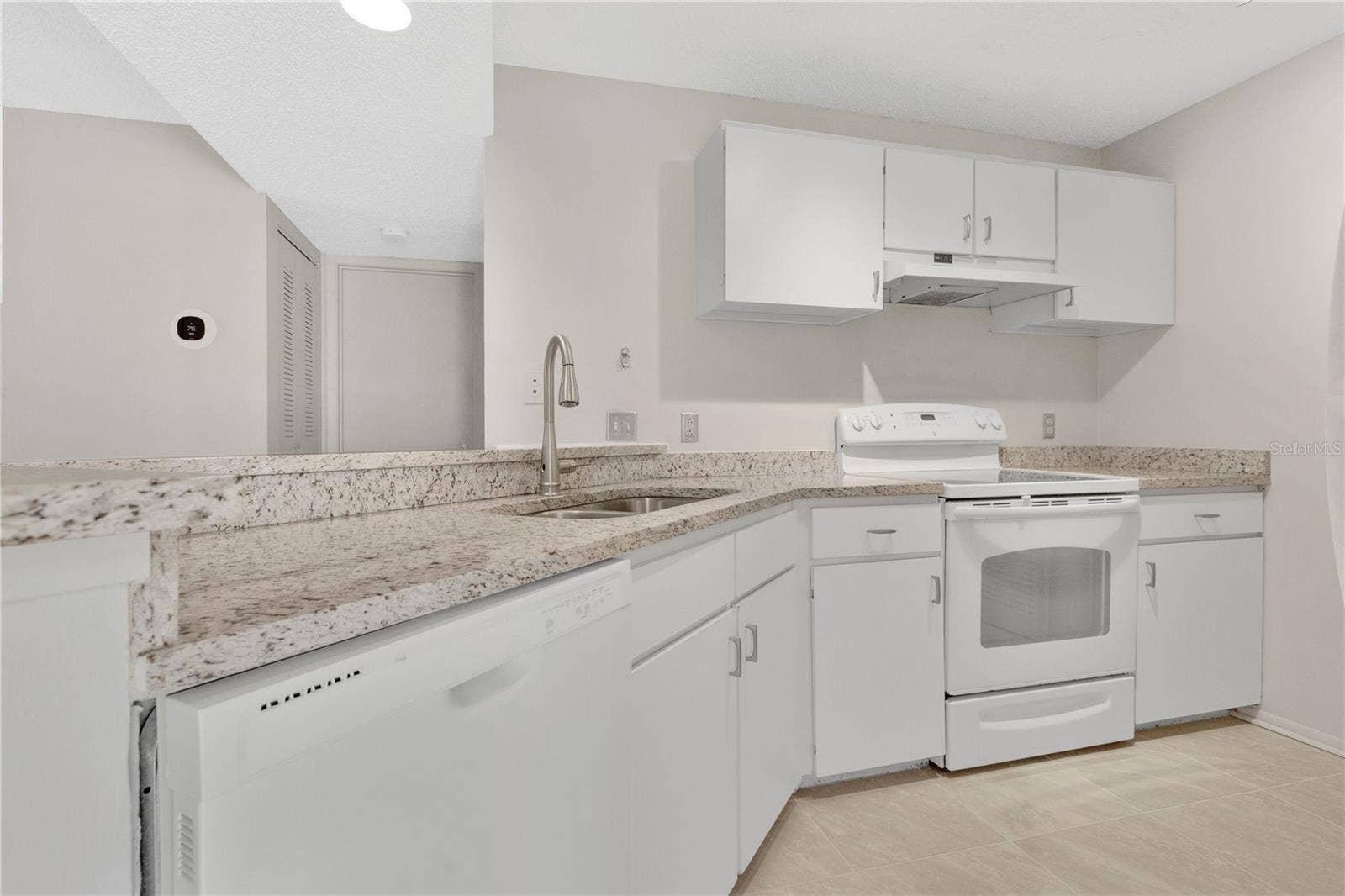 115 112TH AVENUE NE, #617, St Petersburg, FL 33716
