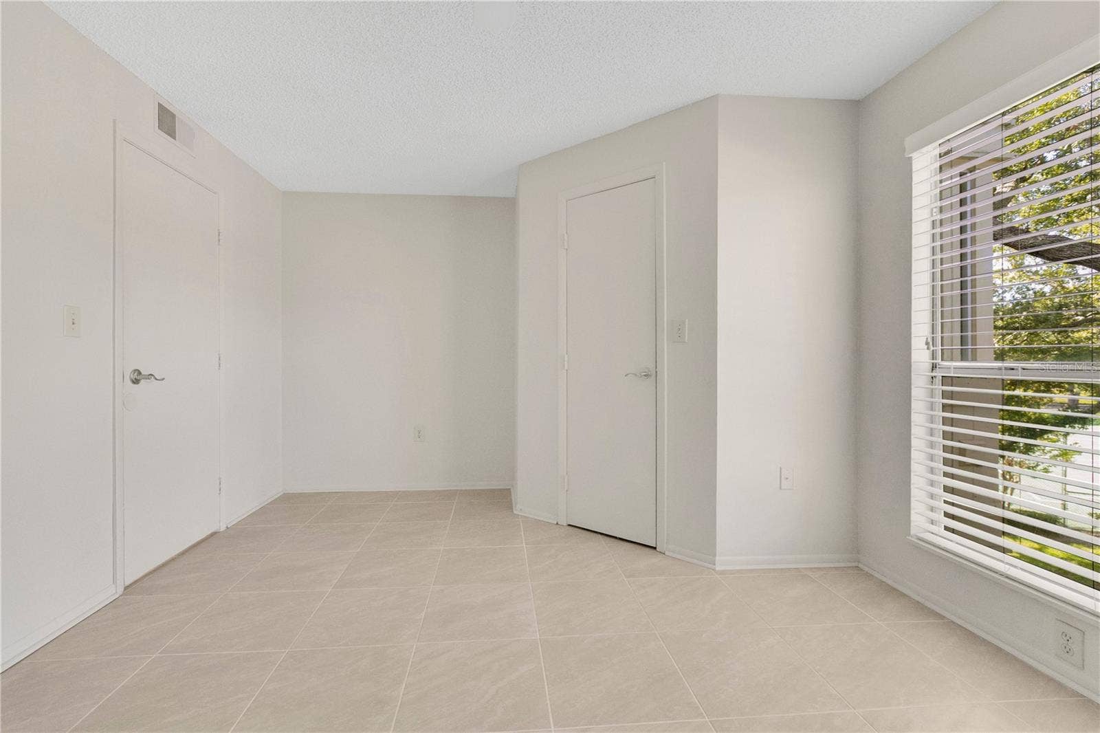 115 112TH AVENUE NE, #617, St Petersburg, FL 33716