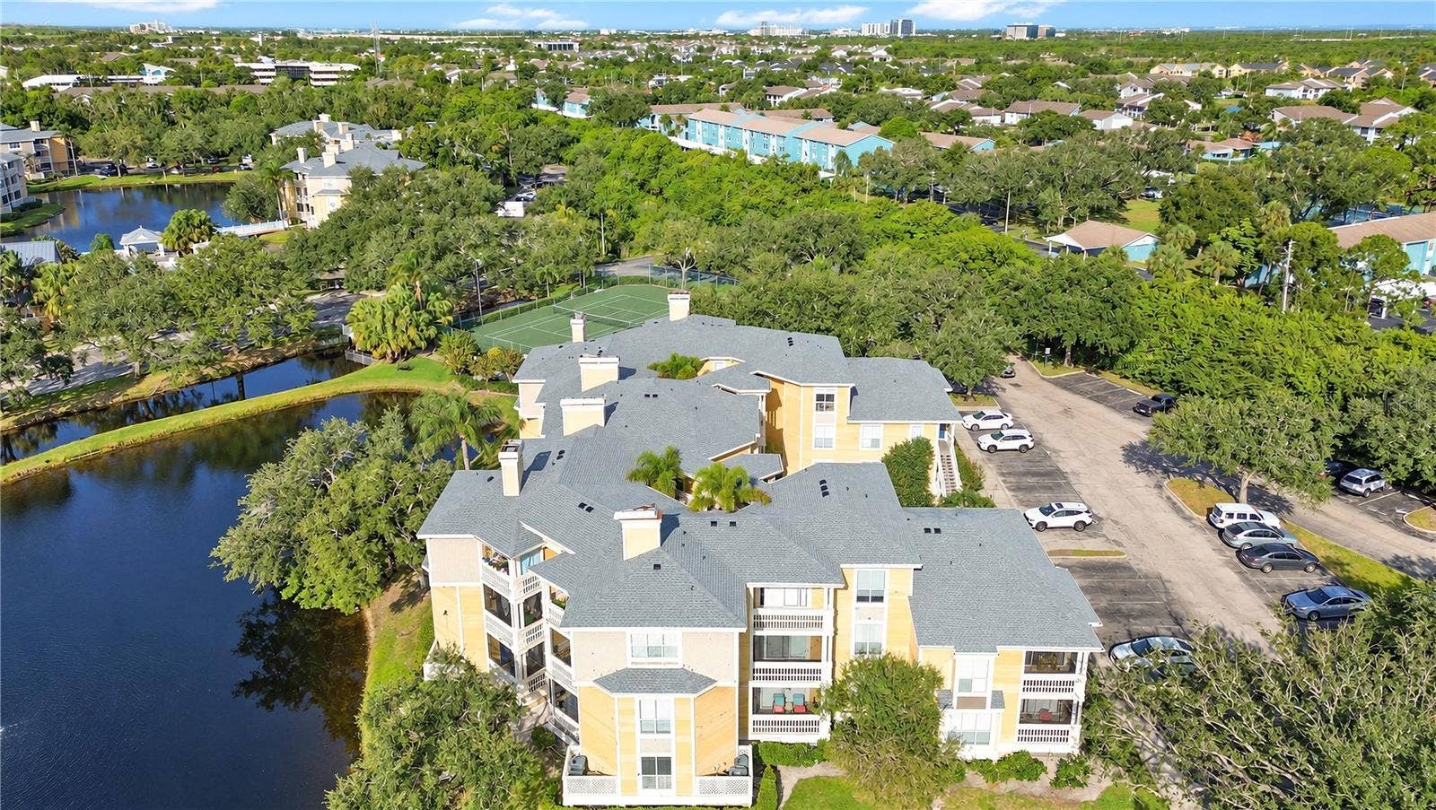 115 112TH AVENUE NE, #617, St Petersburg, FL 33716