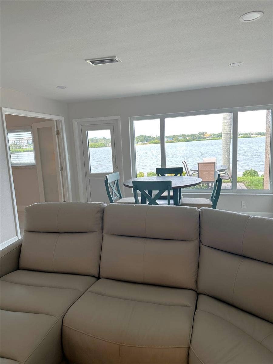 19029 US HIGHWAY 19 N, #28B, Clearwater, FL 33764