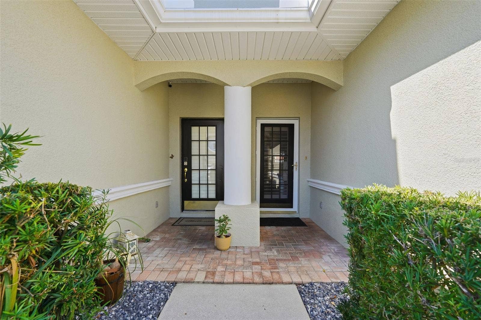 9718 TAYLOR ROSE LANE, Seminole, FL 33777 9718 TAYLOR ROSE LANE, Seminole, FL 33777
