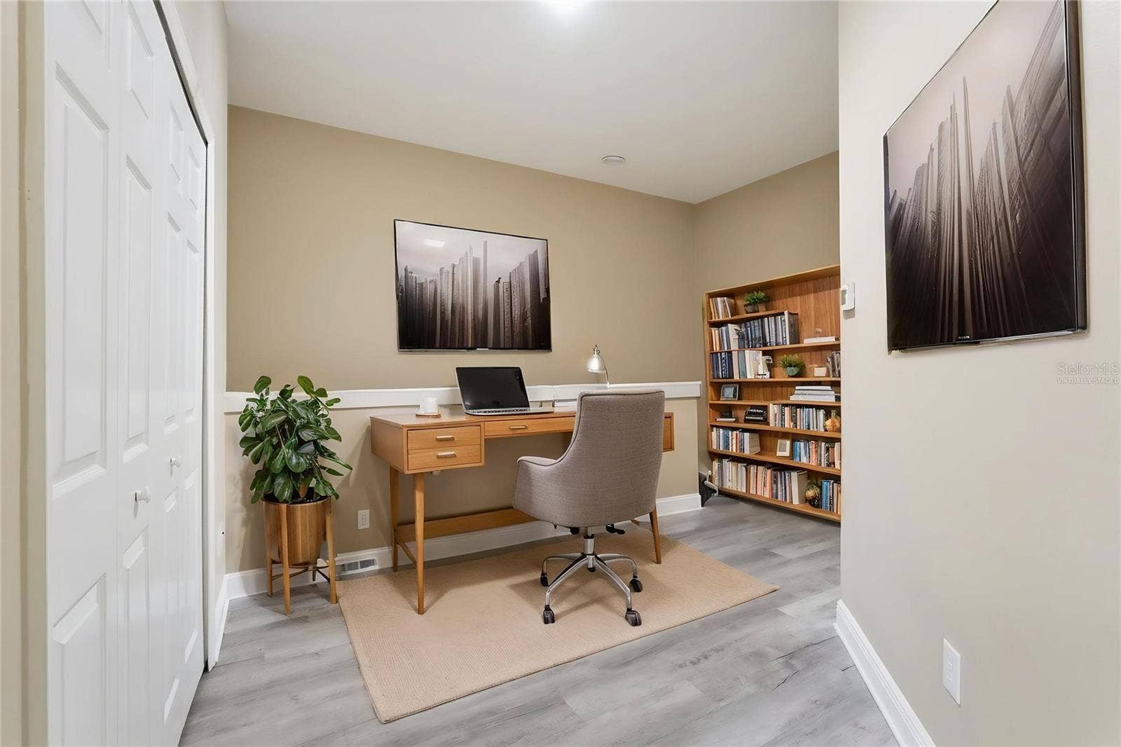 9718 TAYLOR ROSE LANE, Seminole, FL 33777 Virtually staged
