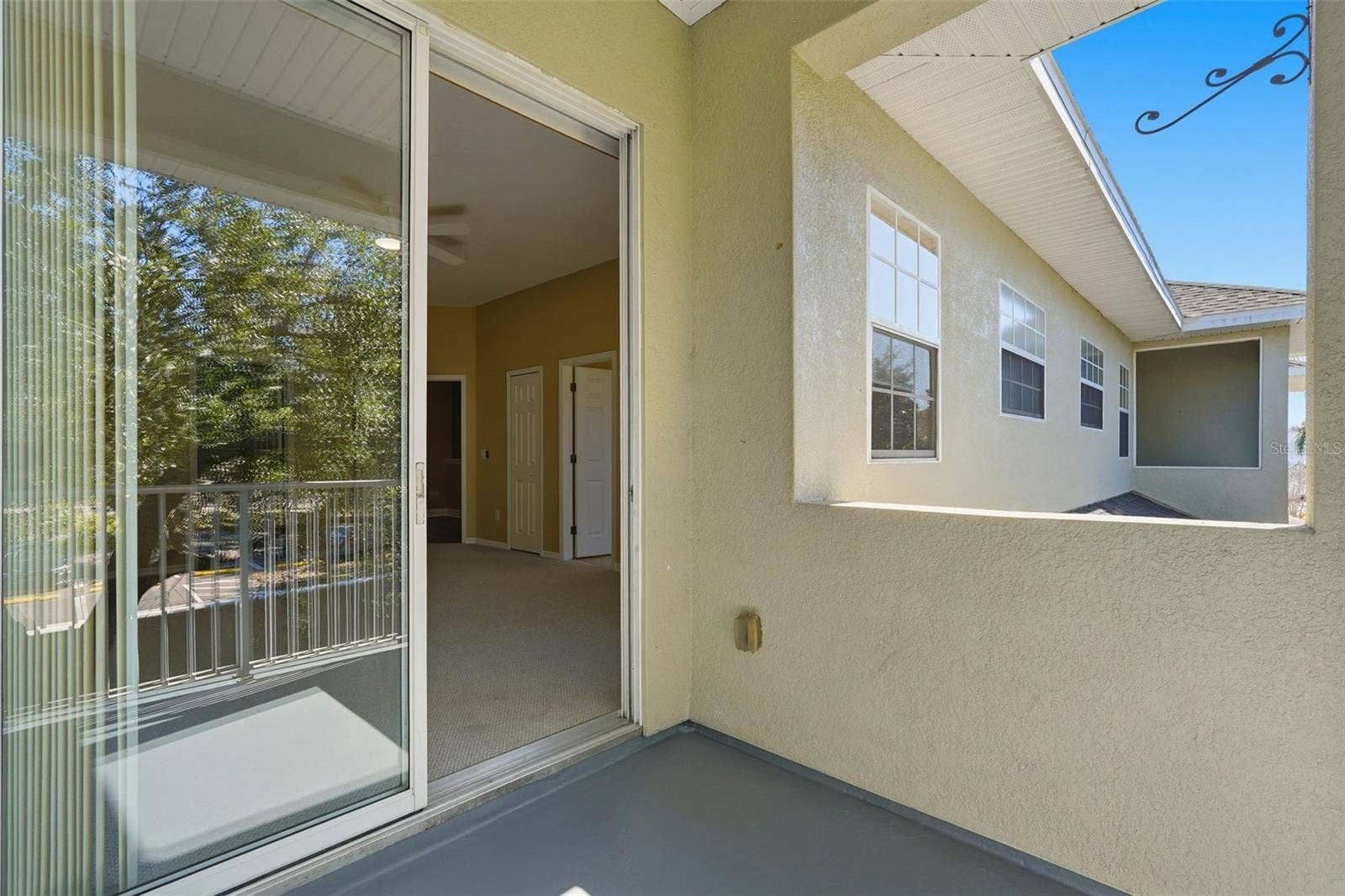 9718 TAYLOR ROSE LANE, Seminole, FL 33777 9718 TAYLOR ROSE LANE, Seminole, FL 33777