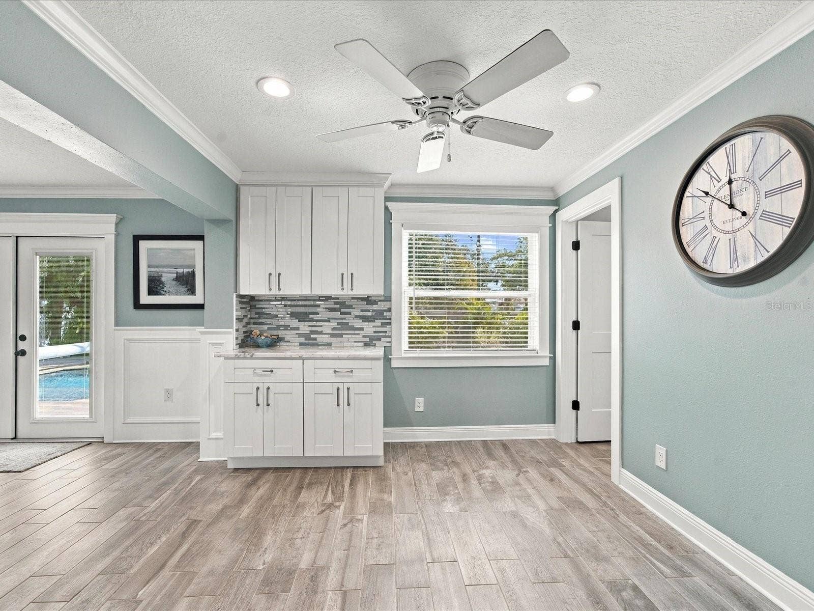 10469 IMPERIAL POINT DRIVE E, Largo, FL 33774 10469 IMPERIAL POINT DRIVE E, Largo, FL 33774