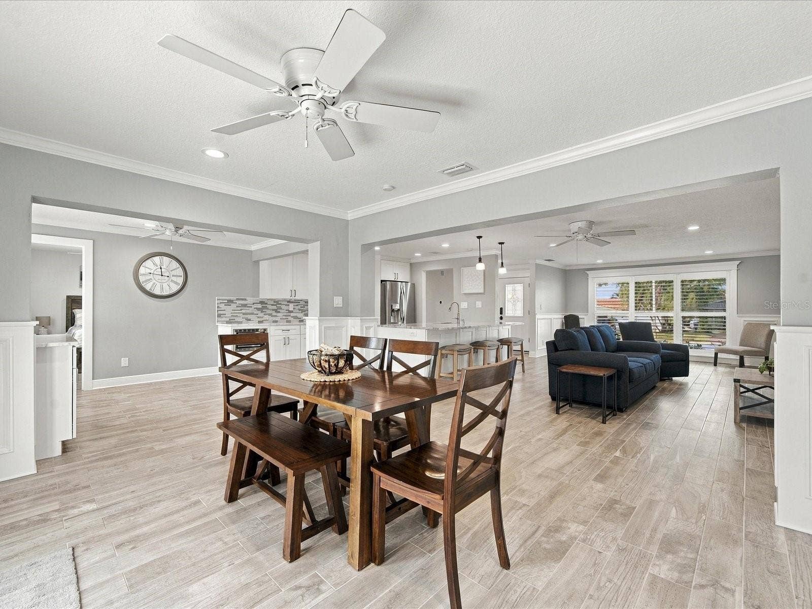 10469 IMPERIAL POINT DRIVE E, Largo, FL 33774 10469 IMPERIAL POINT DRIVE E, Largo, FL 33774