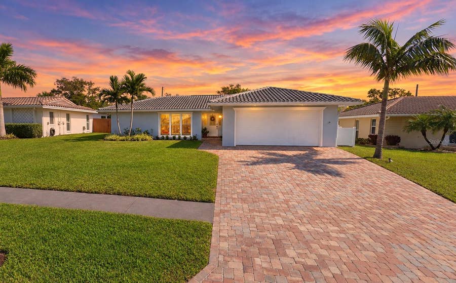 Property photo for 10469 IMPERIAL POINT DRIVE E, Largo, FL