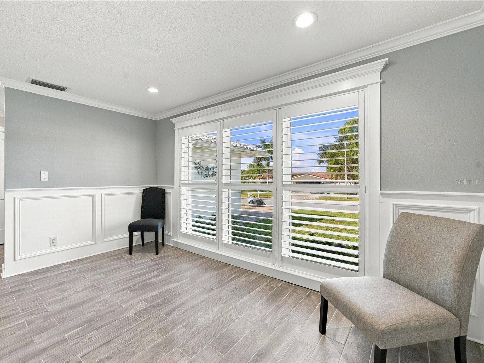 10469 IMPERIAL POINT DRIVE E, Largo, FL 33774 10469 IMPERIAL POINT DRIVE E, Largo, FL 33774