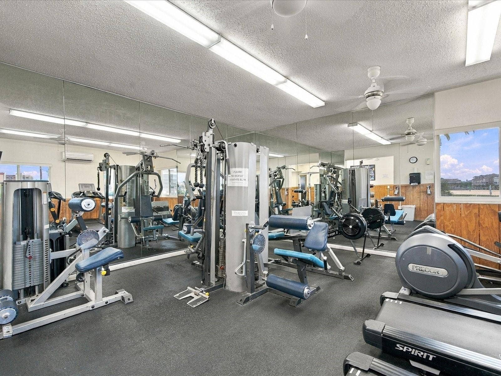 10469 IMPERIAL POINT DRIVE E, Largo, FL 33774 Community Fitness Center