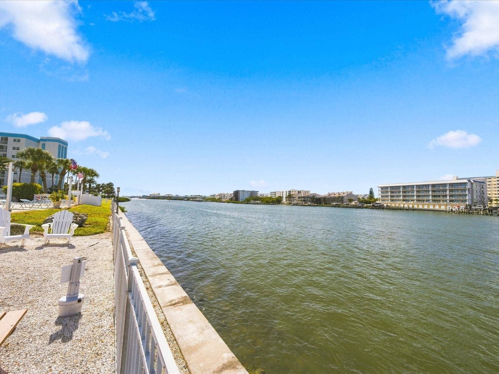 10469 IMPERIAL POINT DRIVE E, Largo, FL 33774 10469 IMPERIAL POINT DRIVE E, Largo, FL 33774