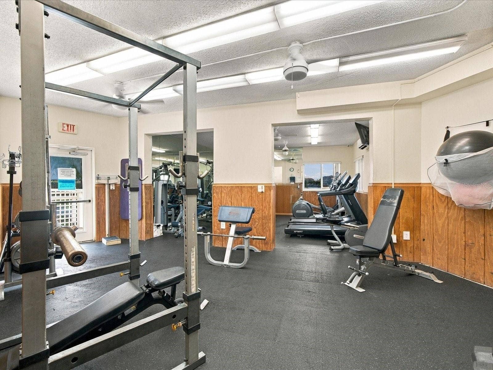 10469 IMPERIAL POINT DRIVE E, Largo, FL 33774 Community Fitness Center