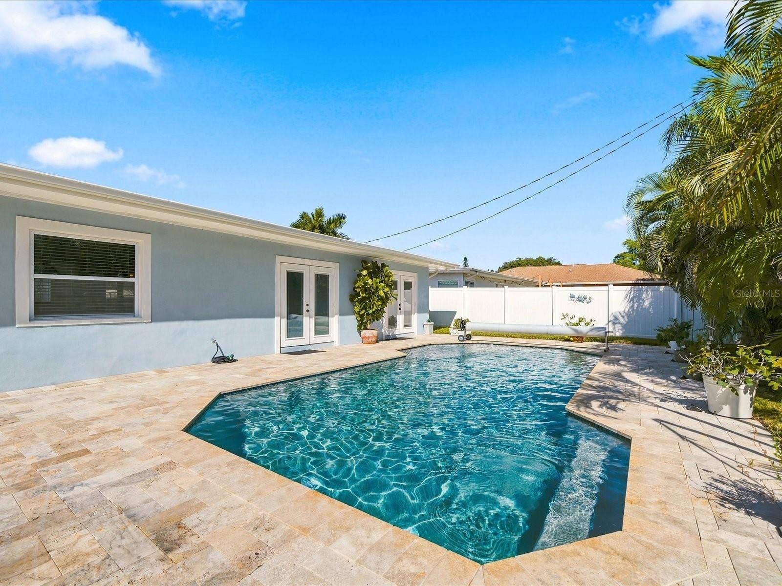 10469 IMPERIAL POINT DRIVE E, Largo, FL 33774 10469 IMPERIAL POINT DRIVE E, Largo, FL 33774