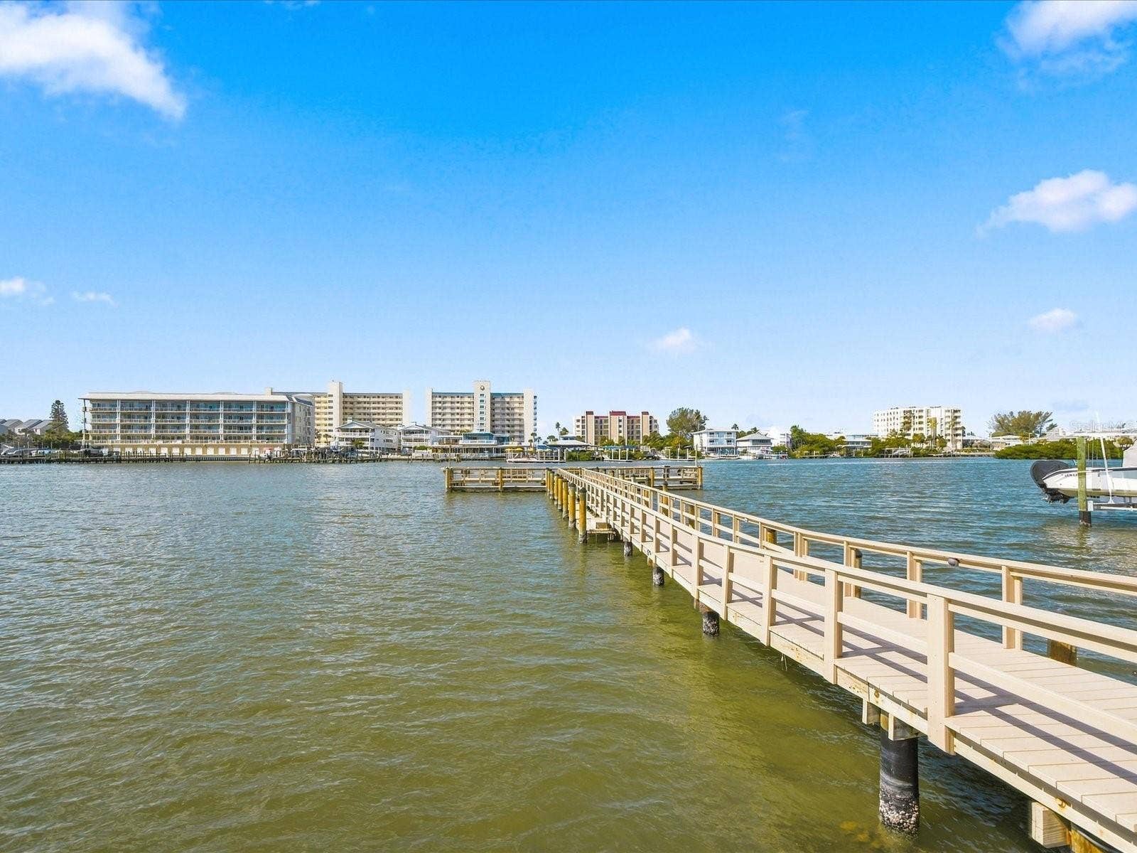 10469 IMPERIAL POINT DRIVE E, Largo, FL 33774 Community Dock