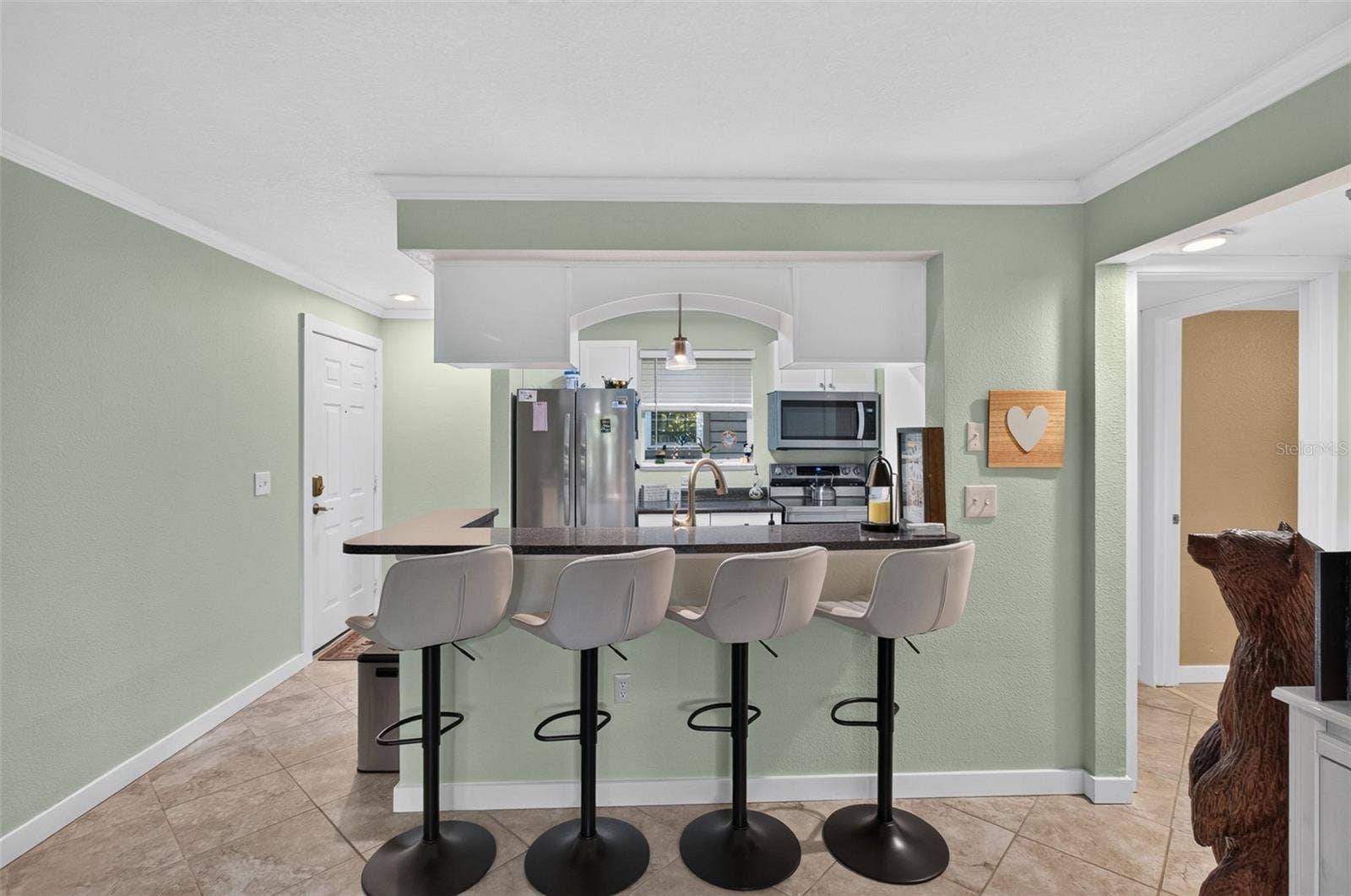 2500 WINDING CREEK BOULEVARD, #I106, Clearwater, FL 33761 Breakfast bar