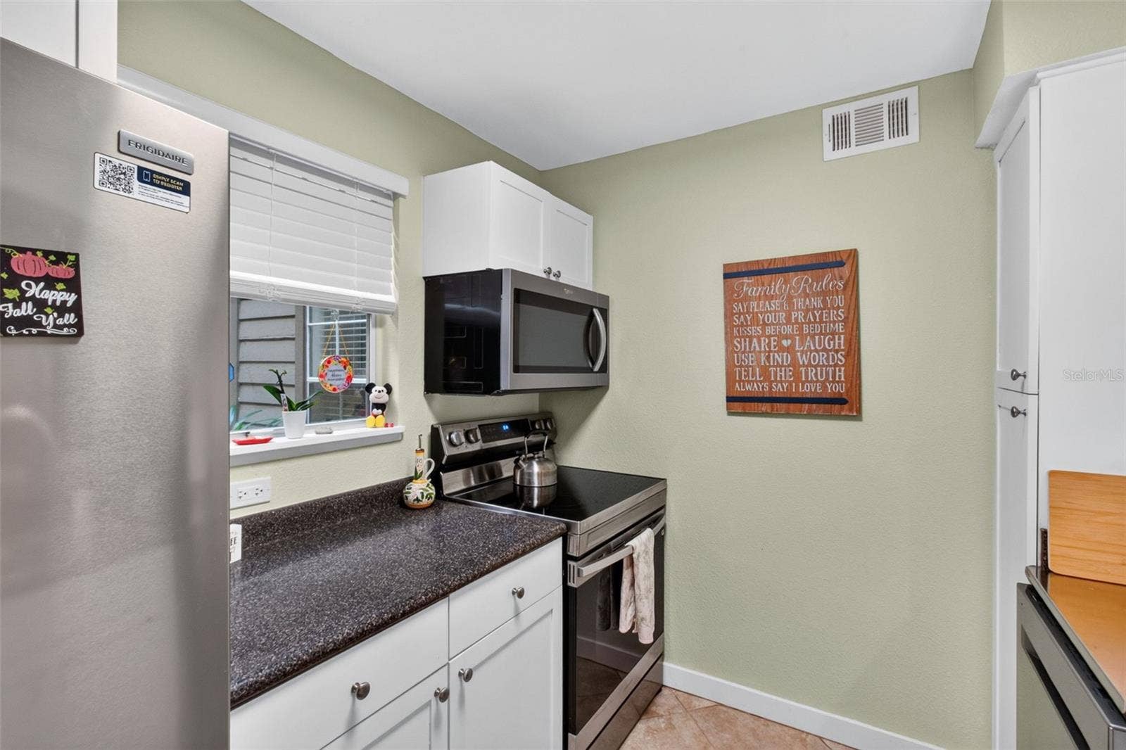2500 WINDING CREEK BOULEVARD, #I106, Clearwater, FL 33761 Kitchen, all new stainless steel appliances