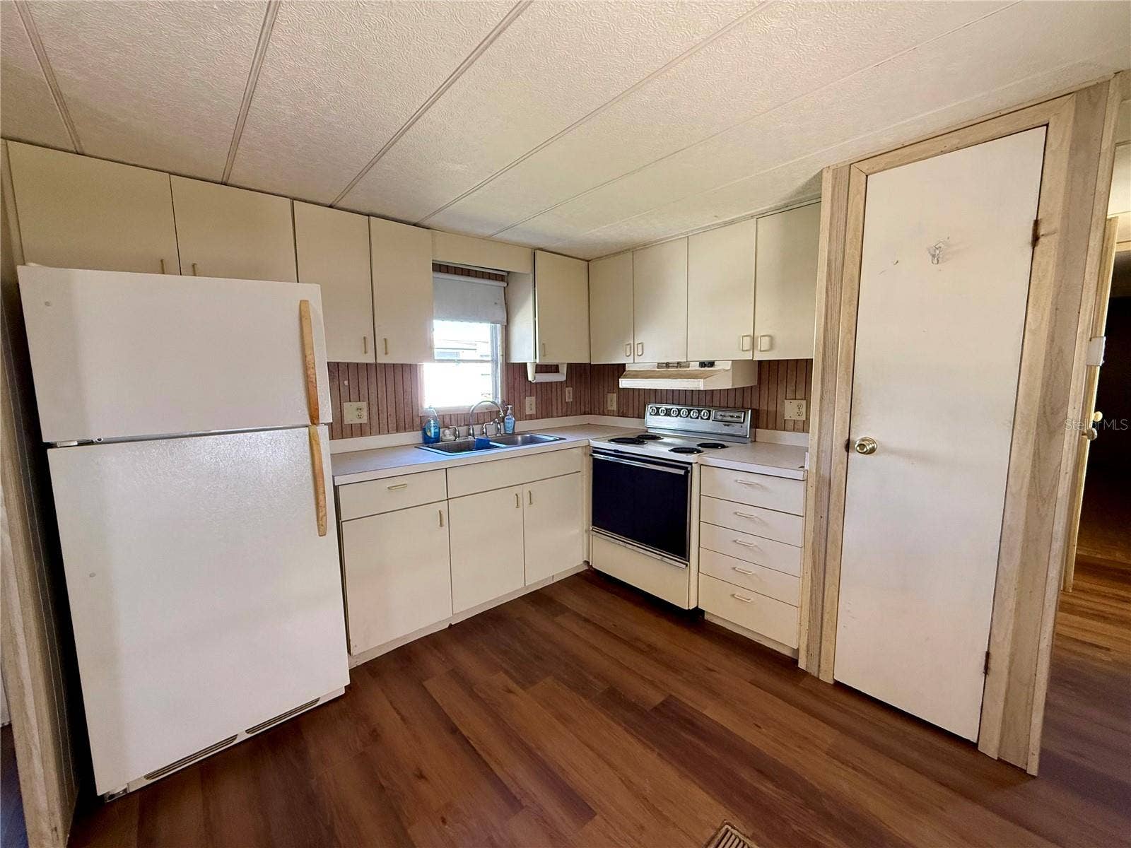 82188 E STREET, #188, Pinellas Park, FL 33781 82188 E STREET, #188, Pinellas Park, FL 33781