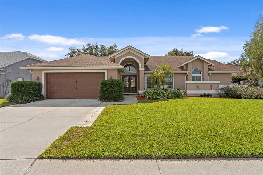 Property photo for 2307 MARSEILLE COURT, Valrico, FL