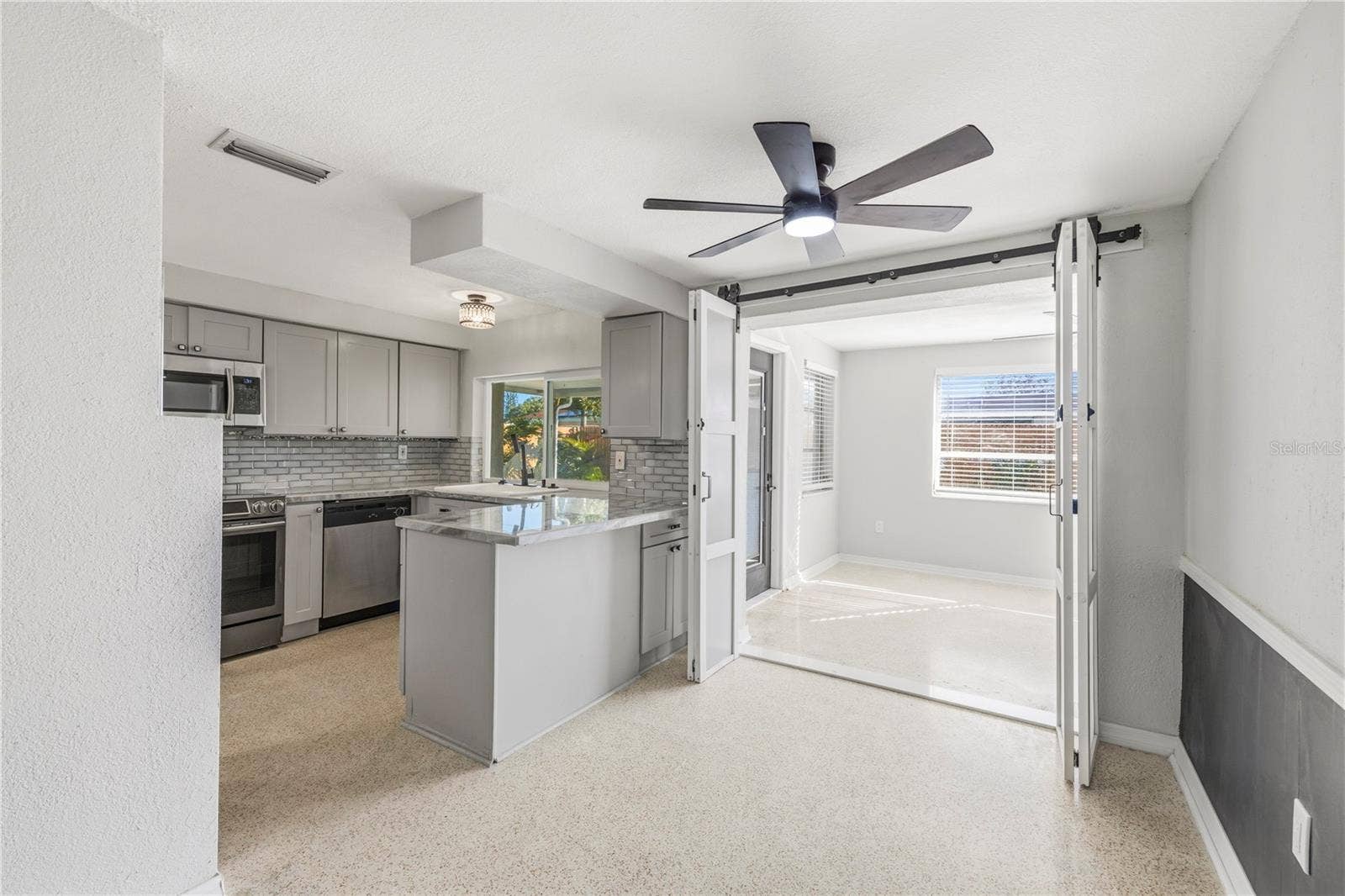 3302 JAMESTOWN DRIVE, Holiday, FL 34691 3302 JAMESTOWN DRIVE, Holiday, FL 34691