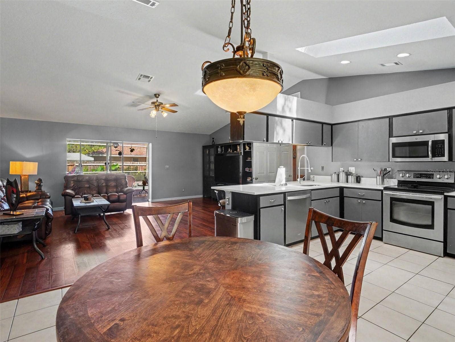 8010 55TH STREET E, Palmetto, FL 34221