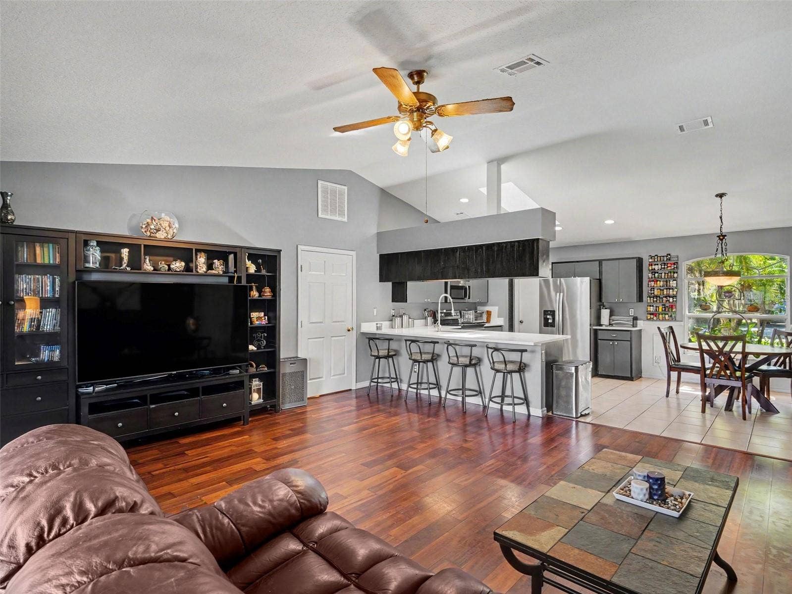 8010 55TH STREET E, Palmetto, FL 34221