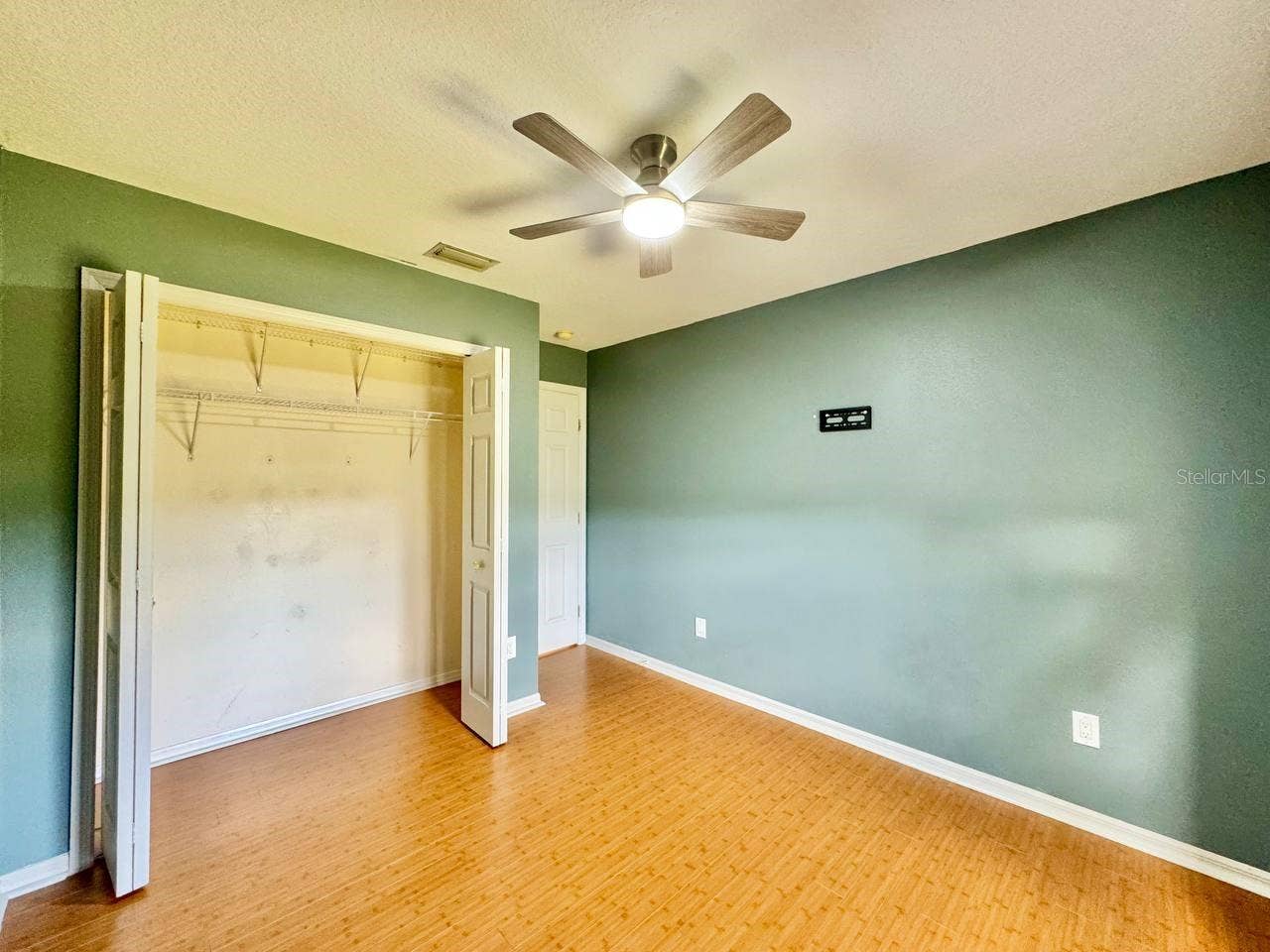 6748 WATERTON DRIVE, Riverview, FL 33578 6748 WATERTON DRIVE, Riverview, FL 33578