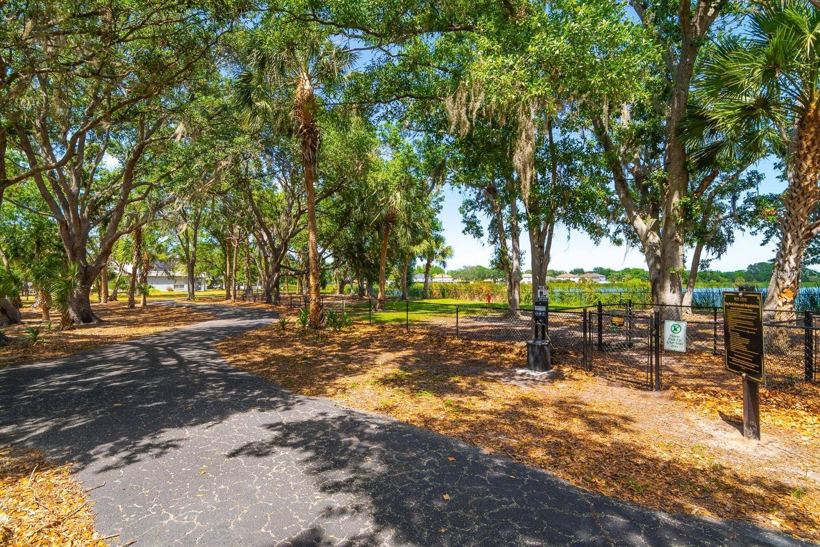 6748 WATERTON DRIVE, Riverview, FL 33578 6748 WATERTON DRIVE, Riverview, FL 33578