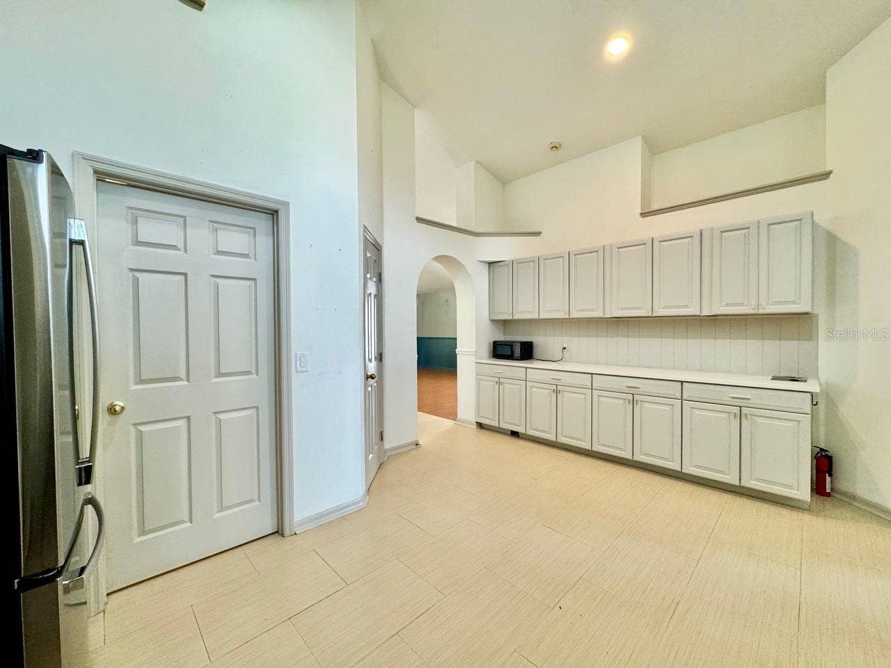 6748 WATERTON DRIVE, Riverview, FL 33578 6748 WATERTON DRIVE, Riverview, FL 33578