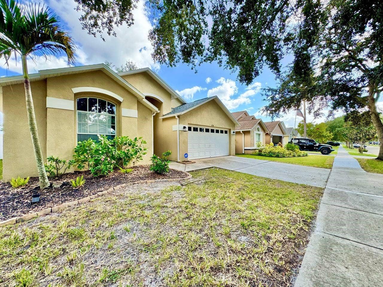 6748 WATERTON DRIVE, Riverview, FL 33578 6748 WATERTON DRIVE, Riverview, FL 33578