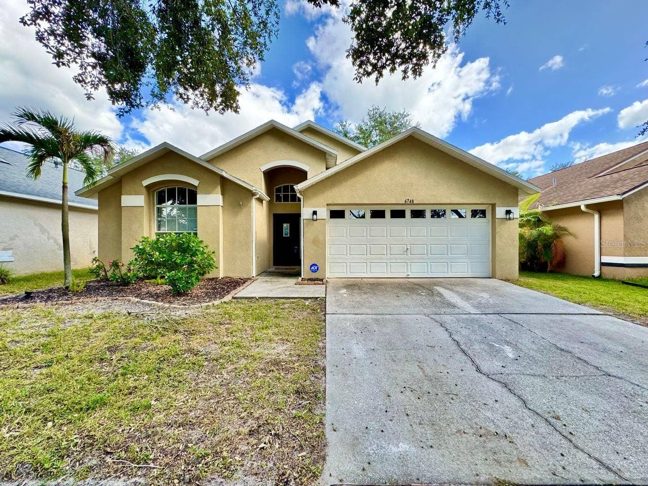 6748 WATERTON DRIVE, Riverview, FL 33578 6748 WATERTON DRIVE, Riverview, FL 33578