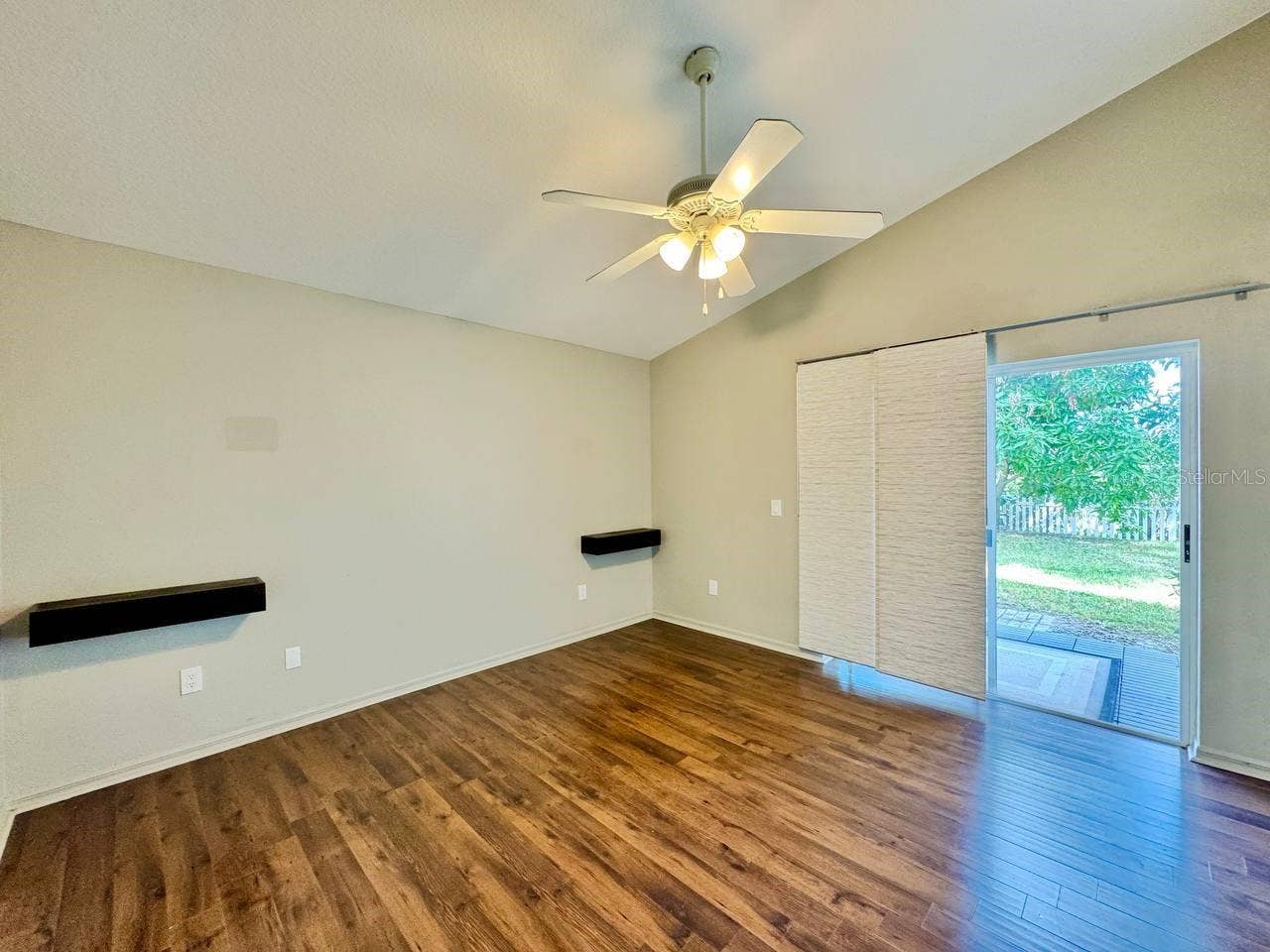 6748 WATERTON DRIVE, Riverview, FL 33578 6748 WATERTON DRIVE, Riverview, FL 33578